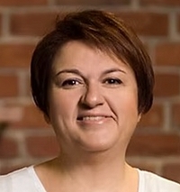 Tuğba Öztermiyeci Bayburtluoğlu Kimdir?